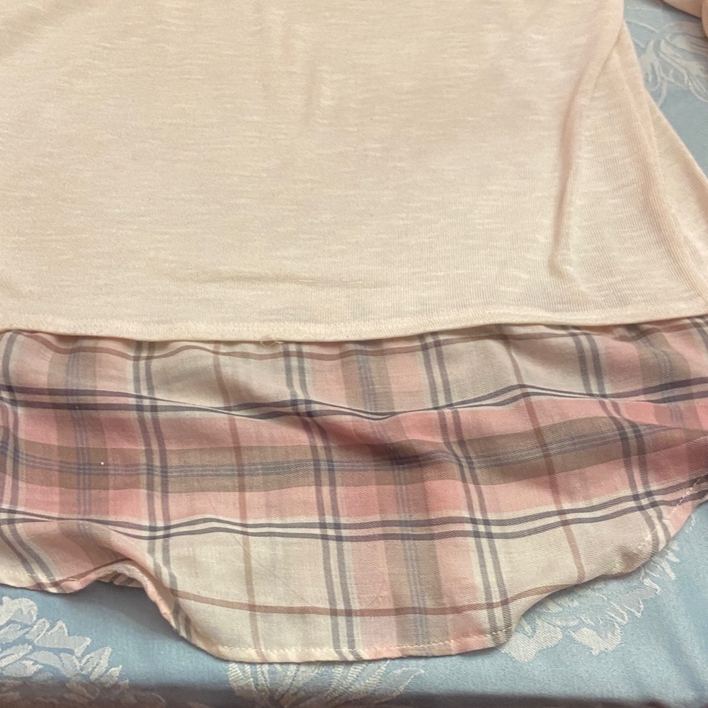 Women's Cream and Pink Plaid Hem Top - Picture 11 of 11